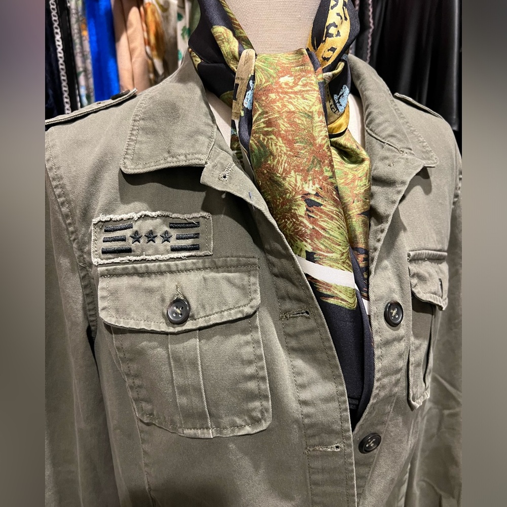 Sebby army green jacket - barely used; excellent condition!